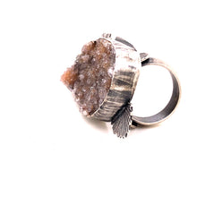 Load image into Gallery viewer, Druzy Flair Ring