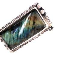 Load image into Gallery viewer, Big Hunk o' Labradorite Ring